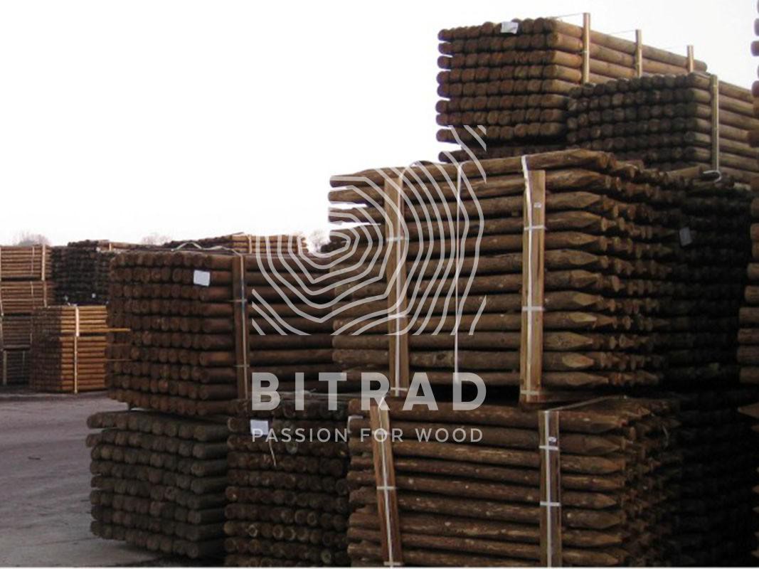 Tutores de madera tratada autoclave. PPHU Bitrad